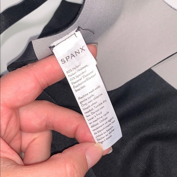 SPANX Sculpt Black Under Bust Body Suit Shaper Mid Thigh Booty Lifting 1X - Picture 8 of 9